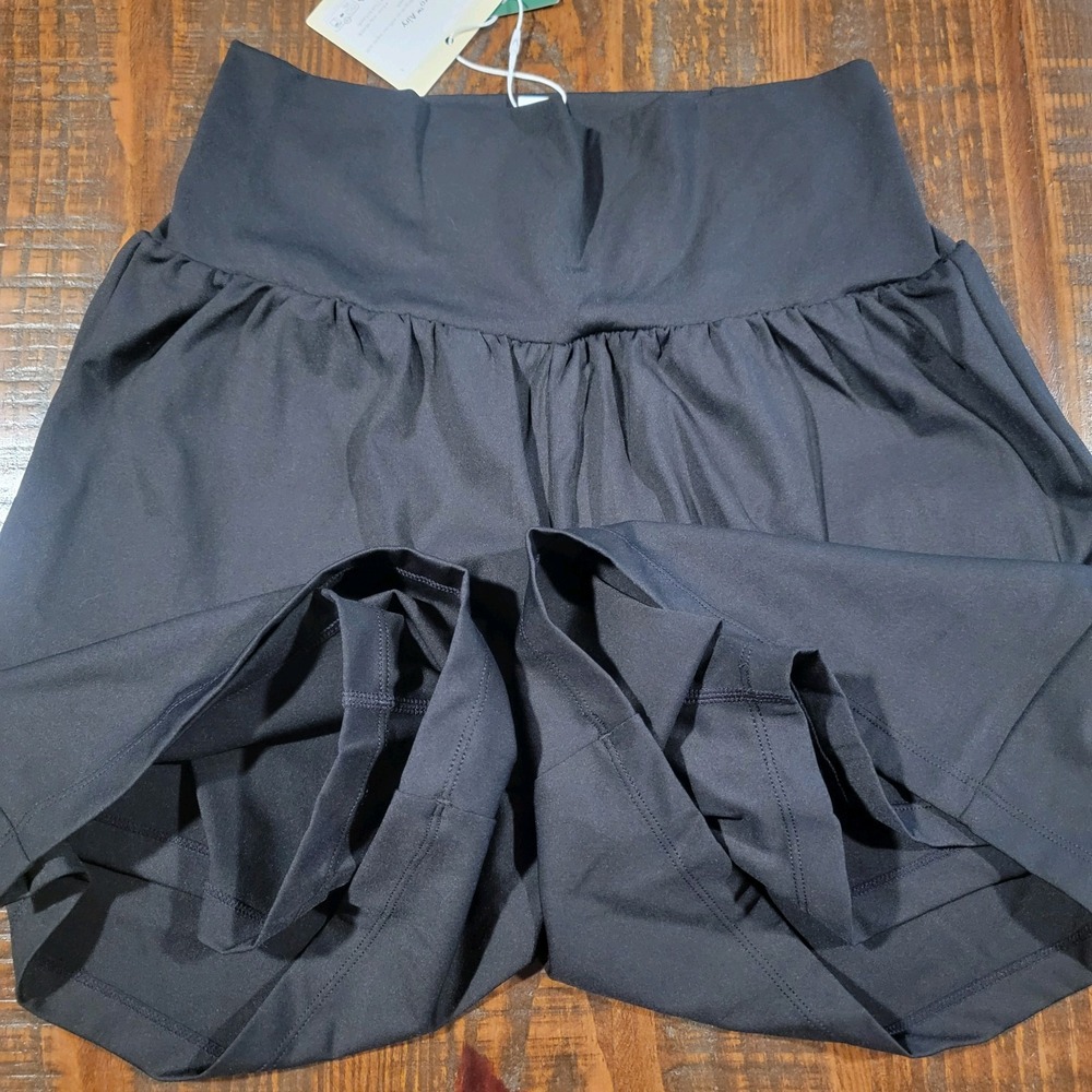 Halara SoftlyZero Airy High Waisted Active Shorts Black Women's Size Medium Long - Picture 3 of 5